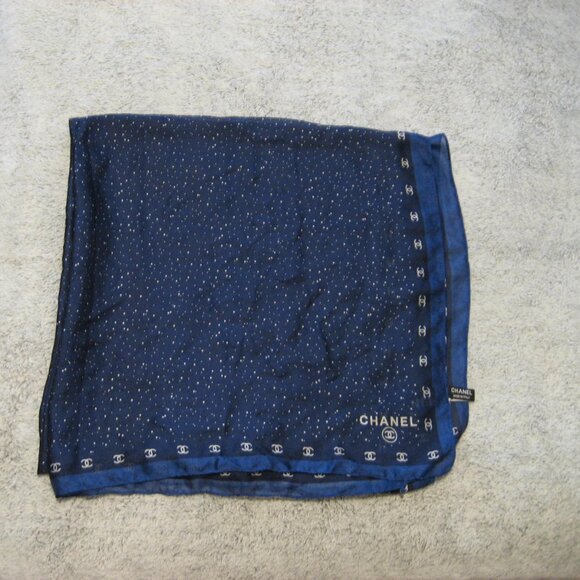 Vintage Chanel Wide Silk Shawl Scarf, Blue White, Silk - Picture 6 of 10